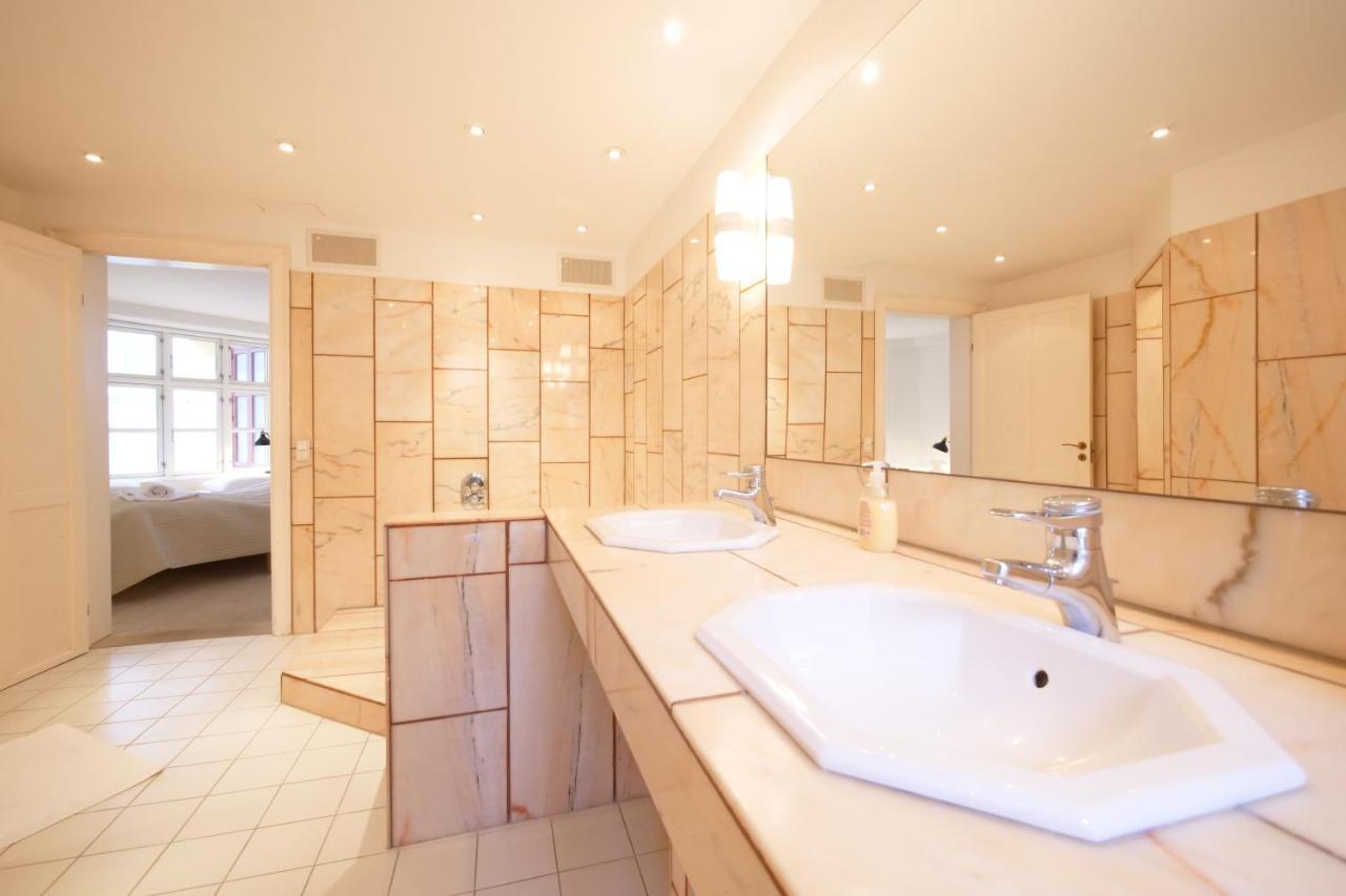 Apartment Stroget Main Shopping Street
